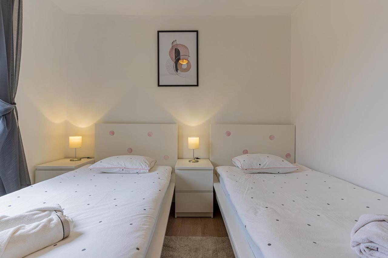 Apartmani Utmar كريس المظهر الخارجي الصورة