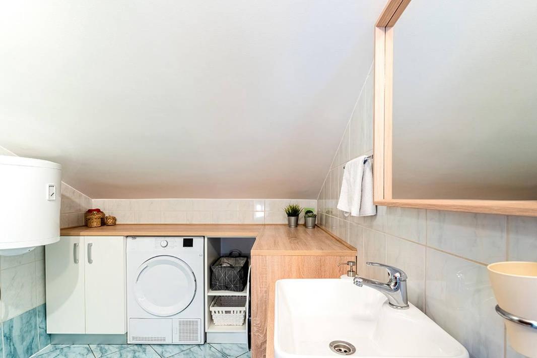 Apartmani Utmar كريس المظهر الخارجي الصورة
